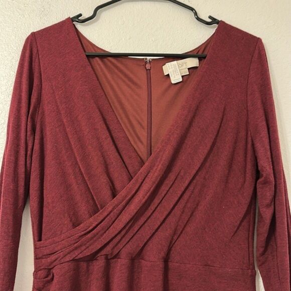 Ann Taylor Loft Cross Front Dress Stretchy Womens Medium Midi Wine Career Office - Picture 2 of 12